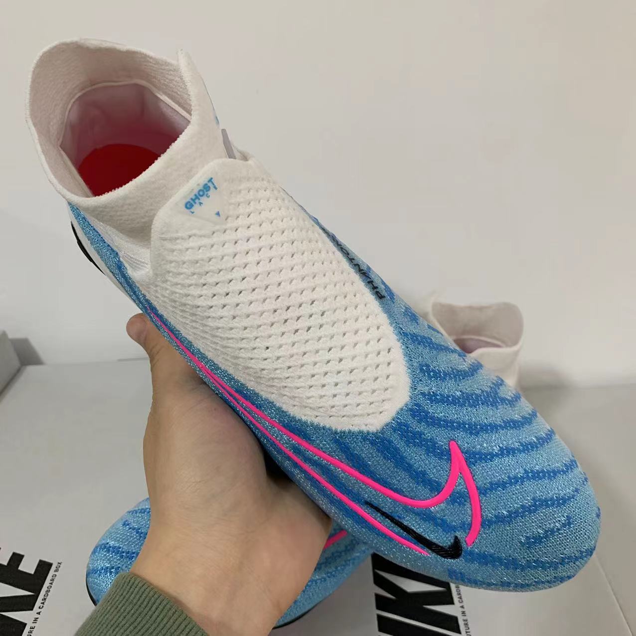 Chuteira Nike Phantom GX Elite Pro Campo