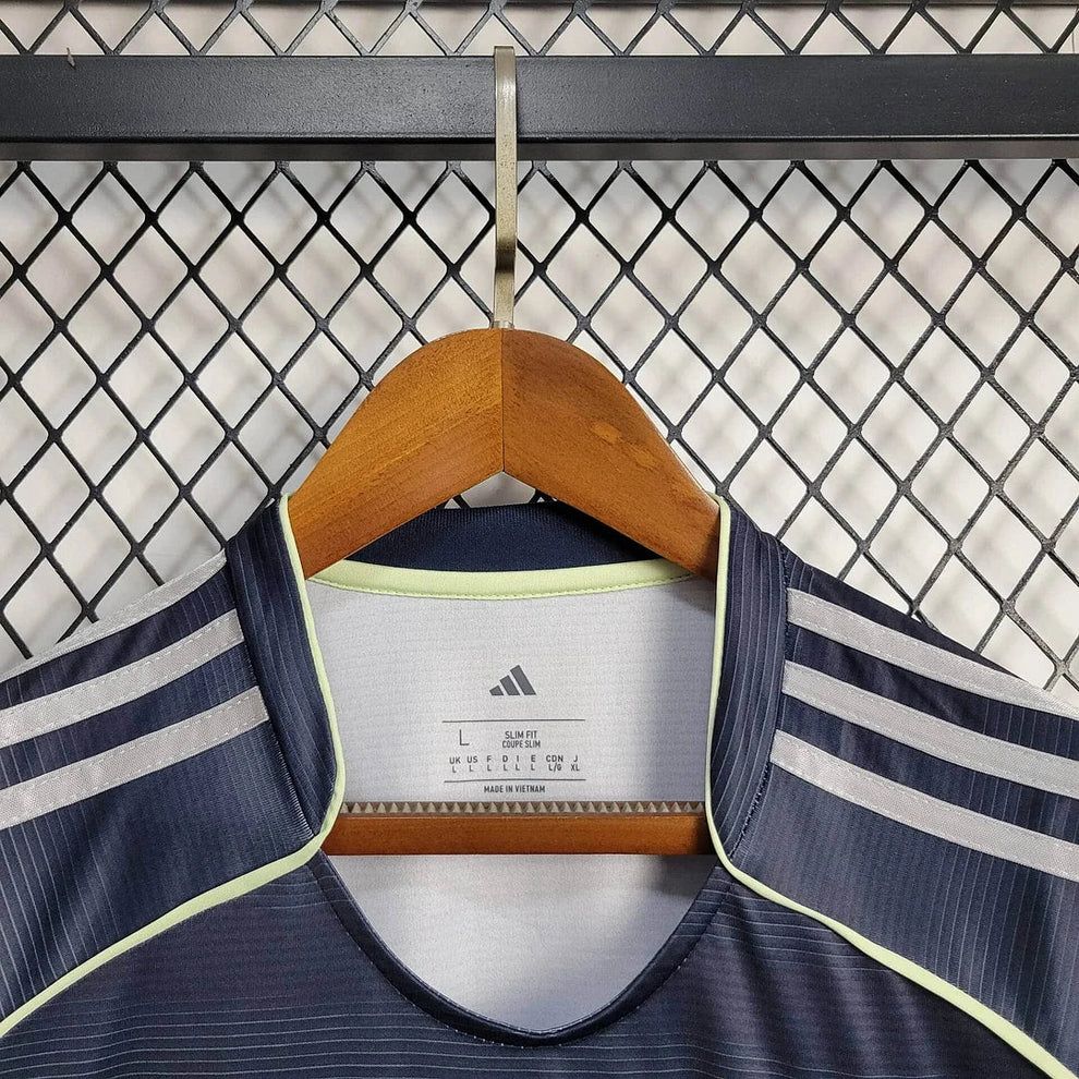 Real Madrid 25/26 Away Shirt