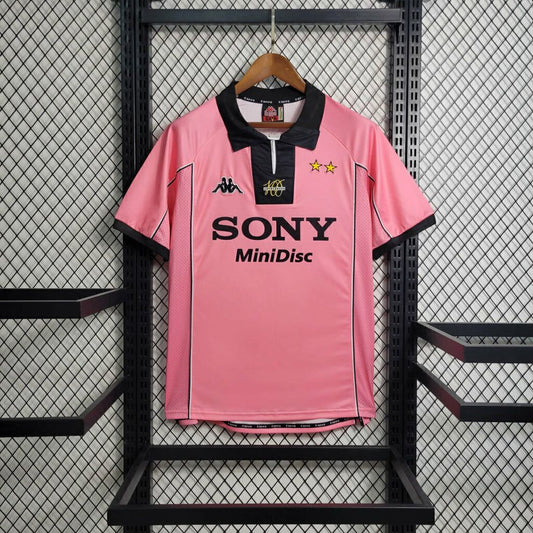 Juventus FC 97/98 Away Shirt